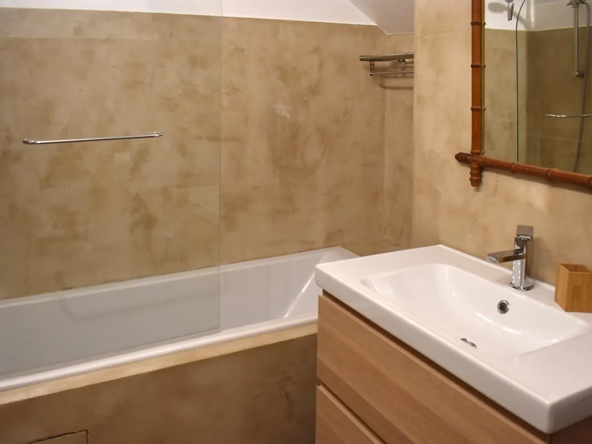 Saint-Cernin  Character House With Swimming Pool 빌라